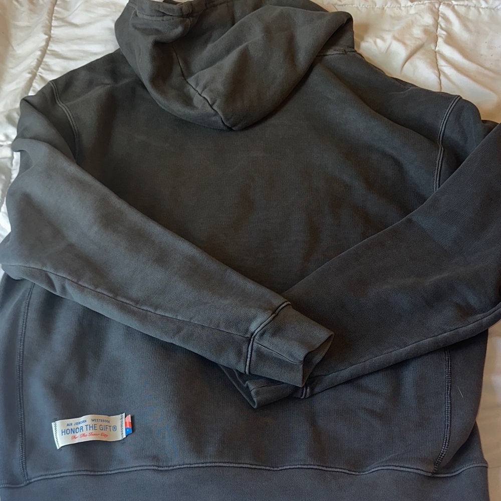 Jordan Gray Hoodie with Red Logo - Picture 4 of 4